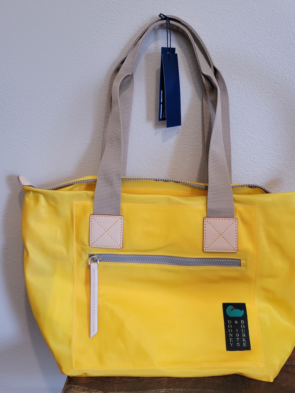 Brand New with Tags (NWT) Authentic Dooney & Bourke Nylon Front Zip Tote